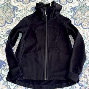 Lululemon black sweatshirt-jacket